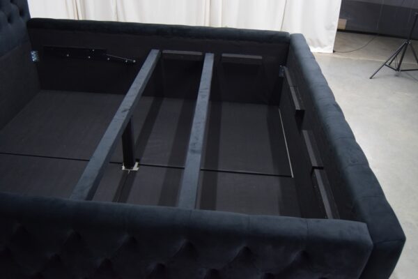 Chesterfield CHF6 - obrazek 4