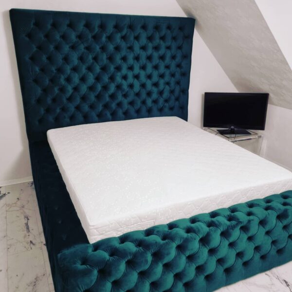 Chesterfield CHF14
